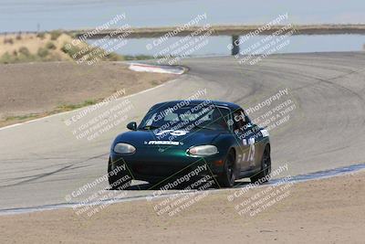 media/Jun-05-2022-CalClub SCCA (Sun) [[19e9bfb4bf]]/Group 1/Race/